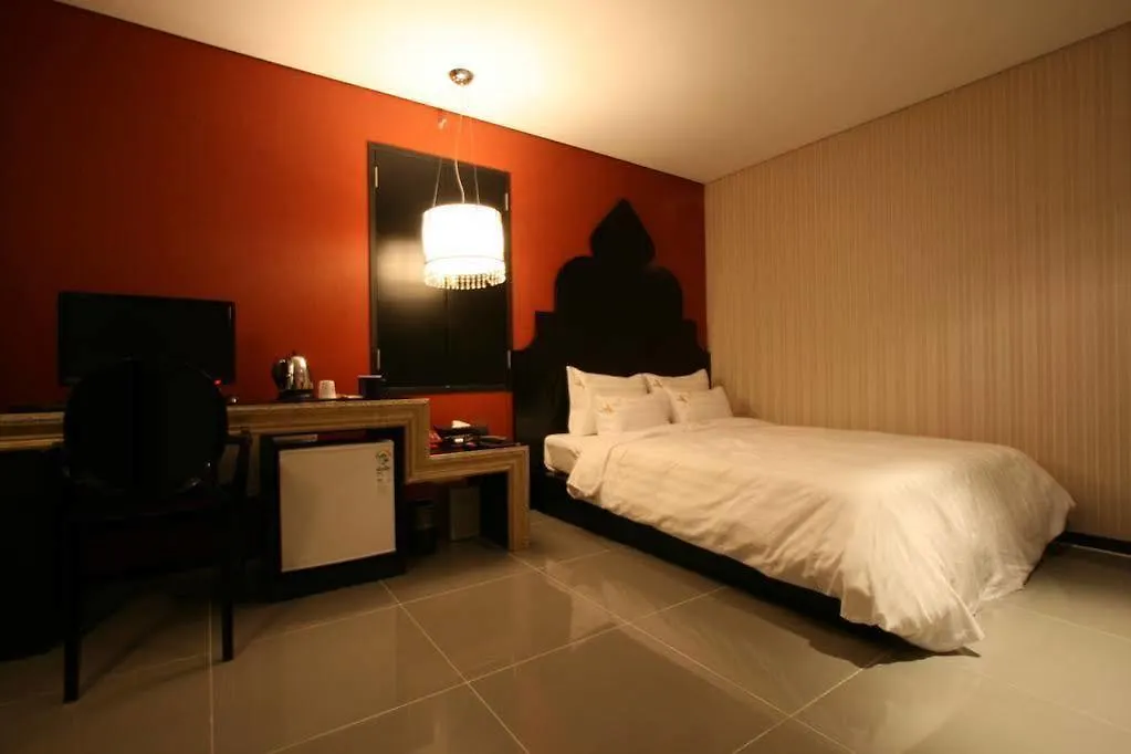Hotel S Shinchon Seoul Motel