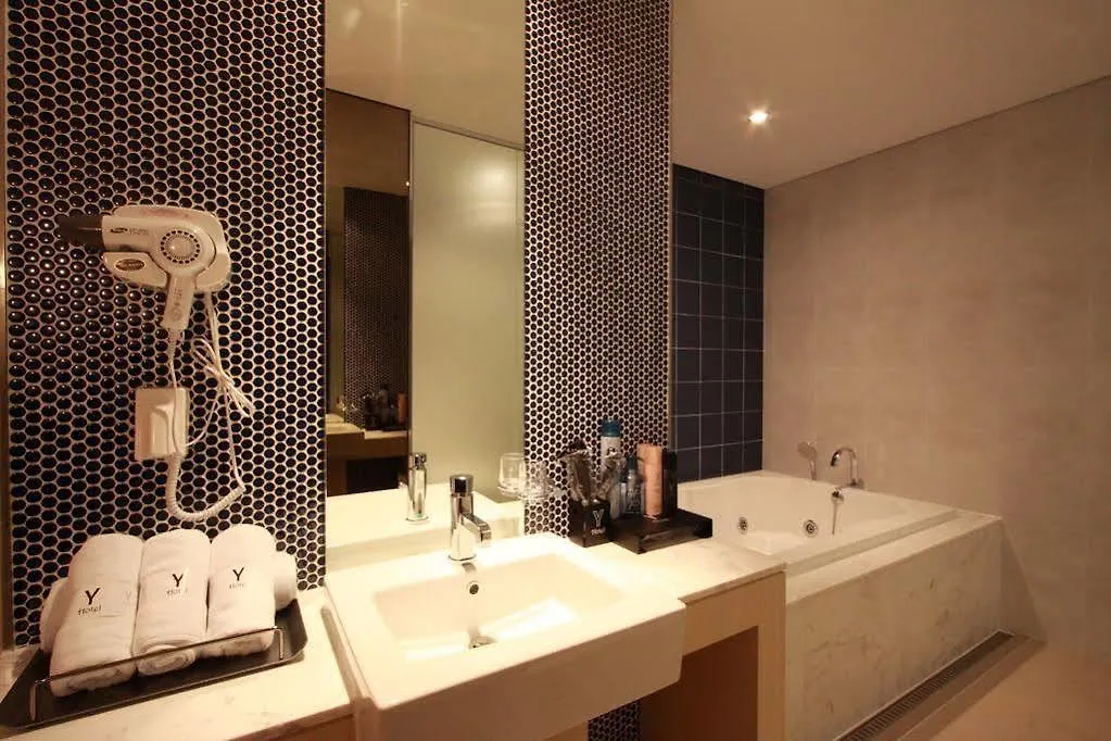 Hotel S Shinchon Seoul Motel